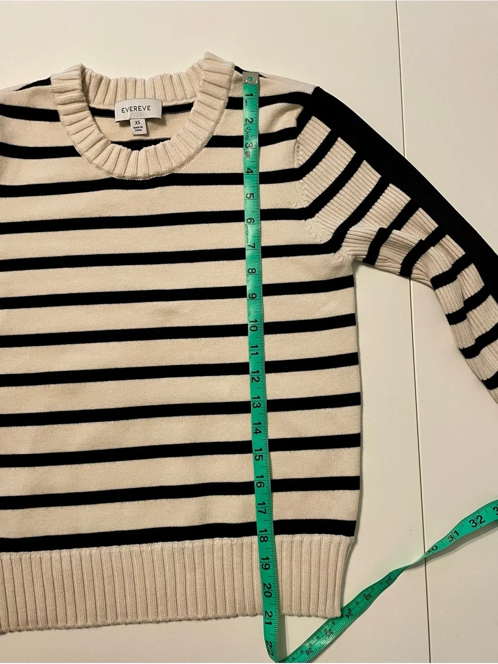 Evereve Harlow Black & Ivory Striped Crewneck Sweater w Faux Suade sleeves
